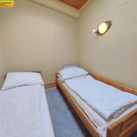 In - Steiermark 41630 *