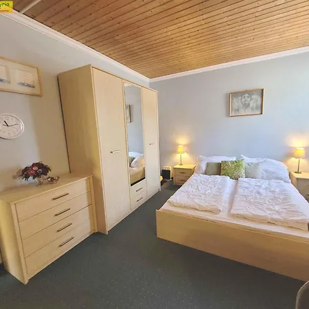 In - Steiermark 41630 *