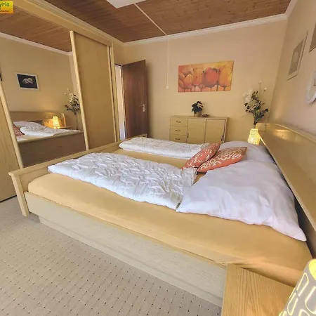 In - Steiermark 41630 *